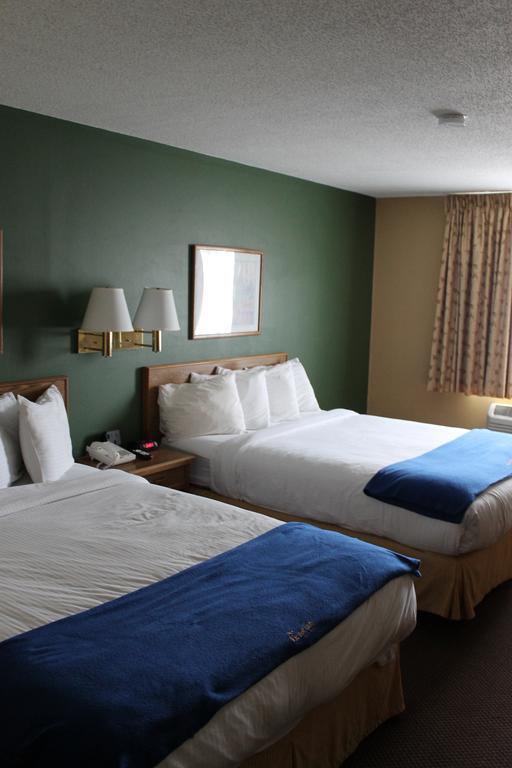 New Victorian Inn & Suites Kearney Exterior photo