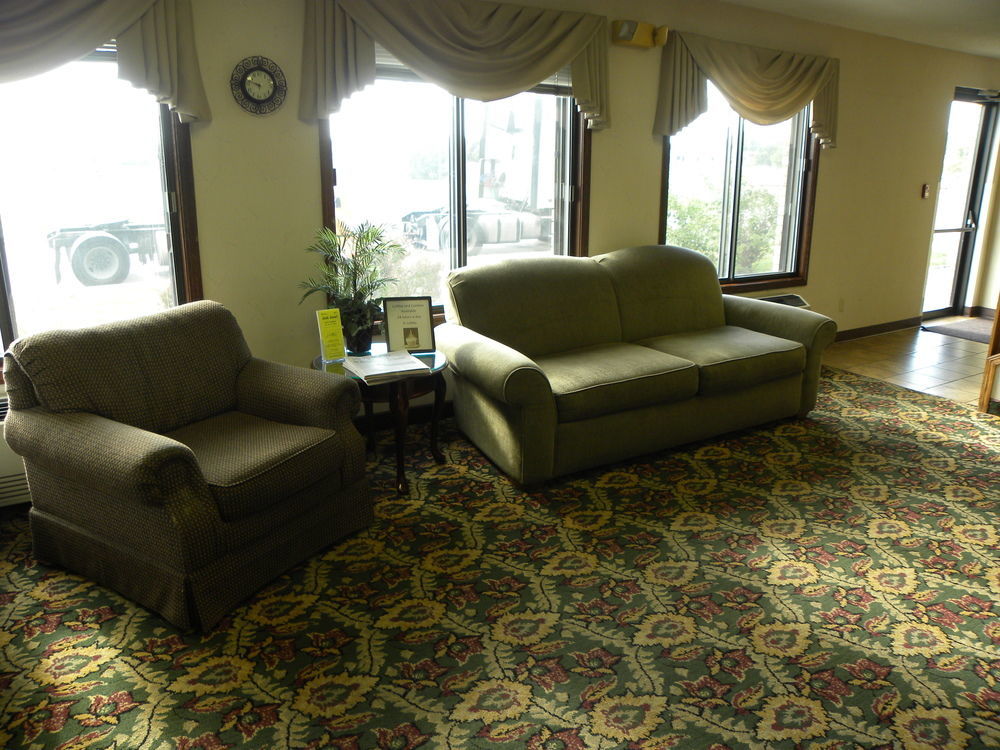 New Victorian Inn & Suites Kearney Exterior photo